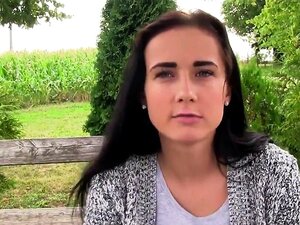 Czech Amateur porn videos at Xecce.com
