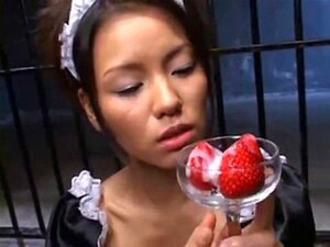 Girl Eats Cum porn videos at Xecce.com