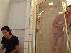 U kupaoni seks kako sam