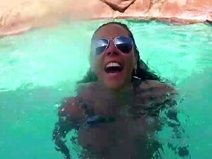 Laly porn videos at Xecce.com