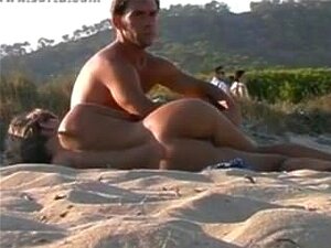 Hot Naked Beach Models - Girls Nude Beach porno y videos de sexo en alta calidad en ElMundoPorno.com