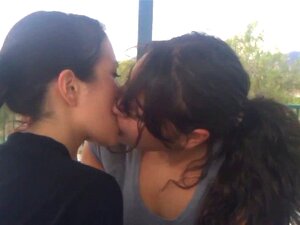 Lesbian Make Out Videos
