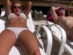 Sunbathing Bare While On School Spring Break Porn