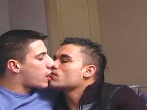 Caresses Gay porno et vidéos de sexe en haute qualité sur ...