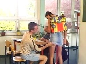 Nue A L Ecole porno et vidéos de sexe en haute qualité sur ...