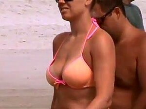 Spy Tits - Beach Tits Spy porn videos at Xecce.com